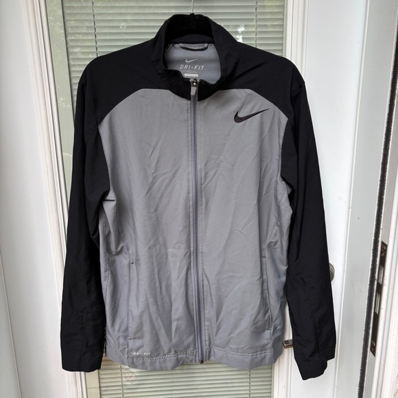 Nike Dri-Fit Lightweight Zip-Up Performance Jacket Sz L Inner & Outer Pockets - Picture 4 of 11